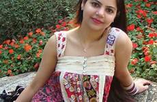 desi hot girls sexy beautiful indian bhabhi places village actress aunties xx married pakistani dubai zoo newyork trip tour wallpapers