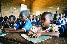 afrika istruzione zambia bimbi milioni elders nigeria educazione pannelli povere fuori oriente nord unicef educate classes gnp