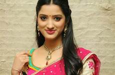 chudai saree ki richa panai hot half navel mast actress hindi mami aunty tamil show mallu sexy below latest kahani