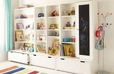 playroom cubby basement mommo dekorationcity shelving rangement regale lampsplus bookshelf lots cubbies