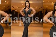 moesha socialite curvy ghanaian actress flaunts gistmania curves massive sexy her took instagram