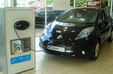 plug electric car nissan leaf cars buying guide used owners offers three into