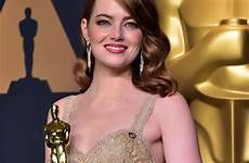 oscars actrice redheads poses meilleure rayonnent tapis winch