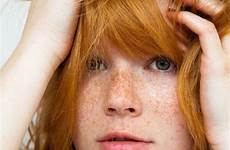 freckles redheads sommersprossen haare sollis rote pelirroja presenting pecas rotblonde heads eyes freckle rothaarige