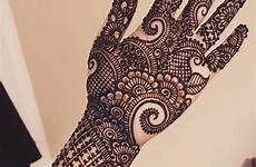 mehndi simple henna mehandi latest dijain hira mehndiartist sharechat herry