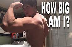 bodybuilder teen flex body