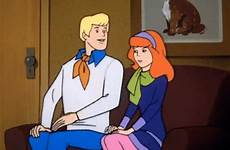 daphne scooby blake scoobydoomistakes closer