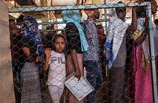 eritrean refugees vluchtelingen eritrea ethiopia refugee mensen vluchtelingenkamp aini crossfire ethiopië soteras eduardo queue unhcr distribution
