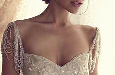 gowns pedreria campbell gown bridal nouveau brevard encajes stylowi sponsored emasscraft swojej encaje