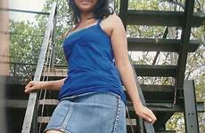 sri lankan girls actress models hot vinu siriwardana lanka girl sl srilankan sexy teen beauty women old years skirt feet