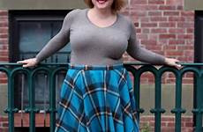 skirt curvy sexy aye cashmerette grannies bloggers collective neckline