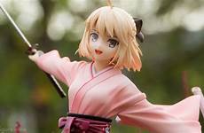 saber moe figure sakura