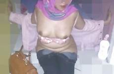 istri jilbaber