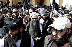 sunnis lebanese lebanon gird fight assir supporters prisoners ahmad protest salafist islamist sheikh demanding government against release al february during