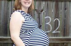 pregnant triplets months weeks toddler far along