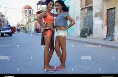 girls cuba cuban young street alamy havana stock ladies foto school posing cardenas photography