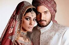 pakistani wedding couple beautiful dulhan dulha bridal dresses couples bride jewellery latest brides pakistan mehndi groom make designs arabic jewelry