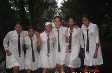 sri lankan srilankan schoolgirls