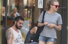 seyfried daughters aaron justjared cdn01 sadoski