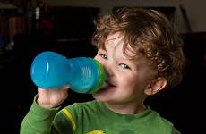 sippy umur botol susu minum switching perlu berhentikan dalam kenapa sebab kanak cawan menggunakan semakin