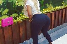 curvy slay goddess instagram roman queen backside massive her curves flaunts she nigeria gathered quite network following social has 36ng