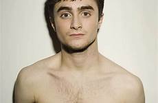 radcliffe shirtless radcliff desnudo equus gay depp esteban bintang koleksi seksi cowok hallows deathly alanilagan