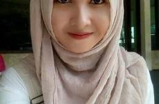 gadis melayu cantik hijab koleksi bertudung gaya awek wanita muslimah azhan kerudung