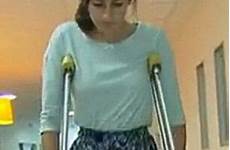 amputee amputiert crutches amputation lak her young frau woman after lady wish legged walking von krücken life beine traumatic steps