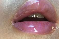 pinklips gloss frosted