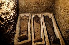 mummies egypt tomb ancient burial mummy egyptian found tombs site afp el were buried wrapped stone unveils inside some coffins