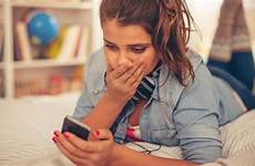 sexting teenagers parents need epidemic alone tackle taught relationships dangers benefits healthy lot listen getty say want don they pic
