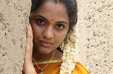 actress brindha hot brinda tamil latest stills voni navel mark water tight exclusive veethi