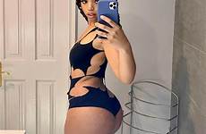bailey chloe instagram body selfie showcases quickly killer approaches 500k gorgeous likes looks post 2021 series