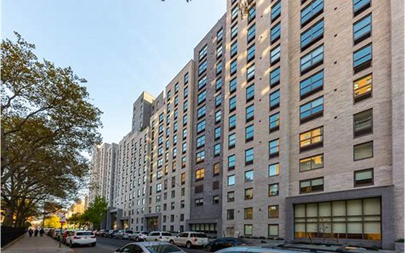 128 E 108Th St Amenities