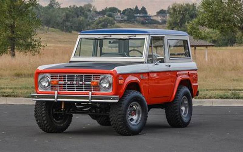 1971 Ford Bronco 2 Off-Road