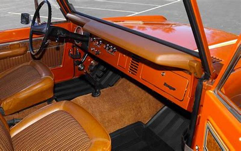 1975 Ford Bronco Interior