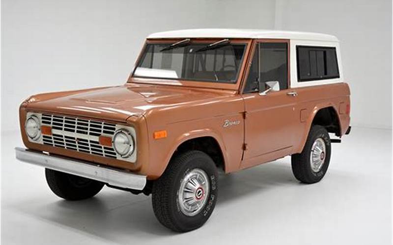 1977 Ford Bronco Features