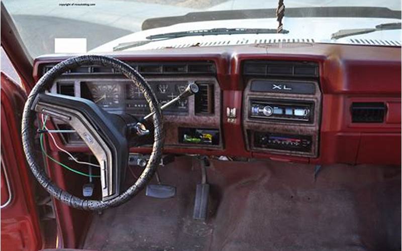 1983-1985 Ford Ranger Interior