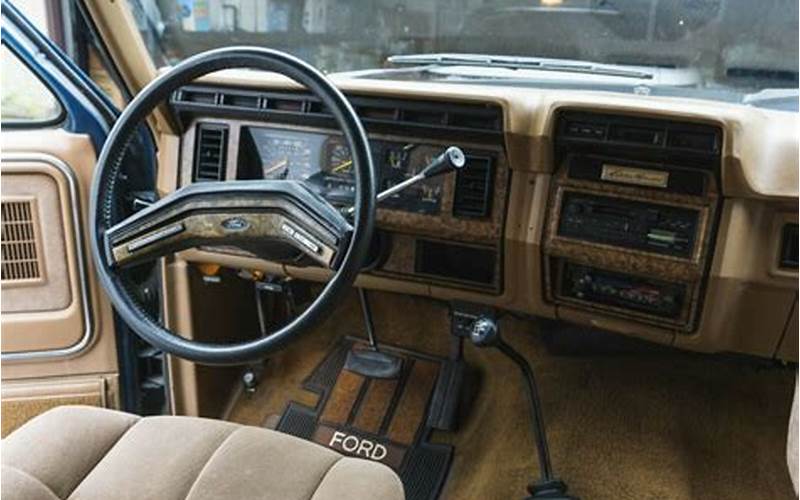 1986 Ford Bronco Xlt Interior