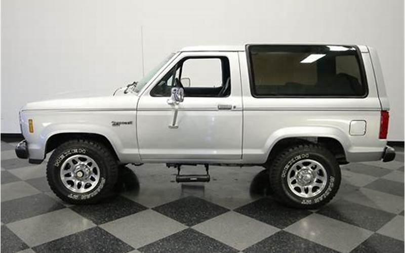 1988 Ford Bronco Two Features