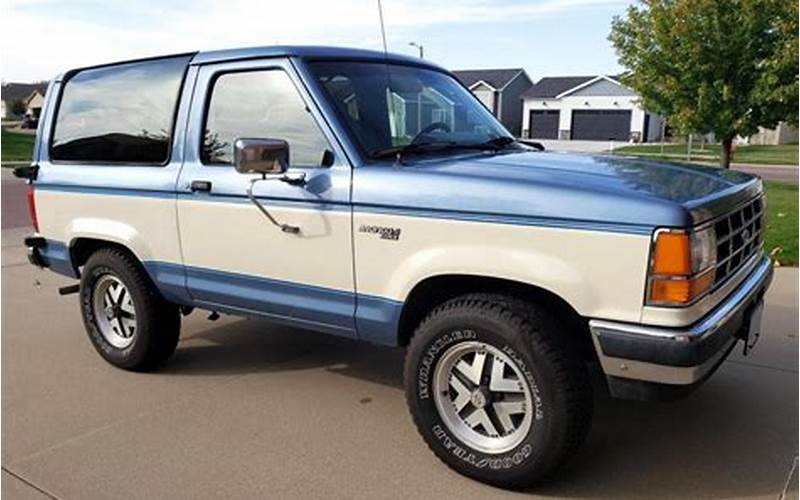 1990 Ford Bronco Ii 4X4 Off-Road