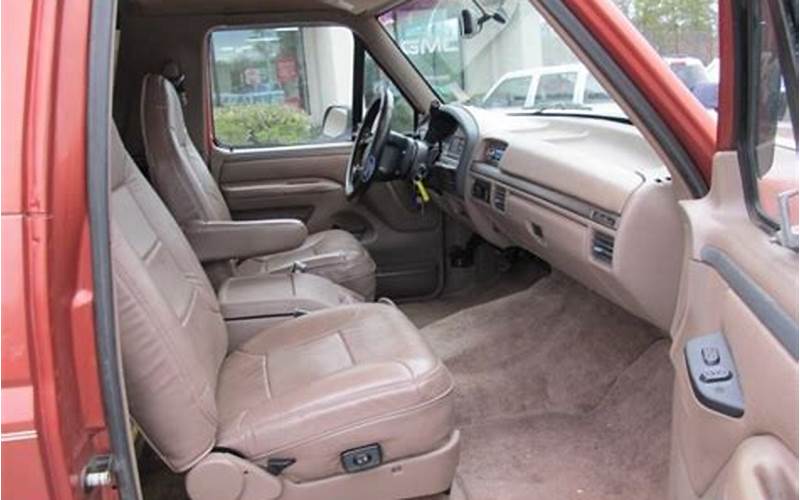 1994 Ford Bronco Interior
