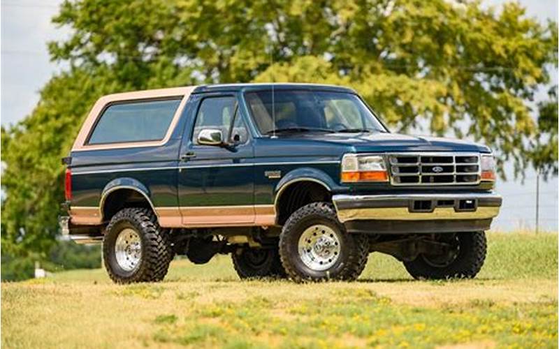 1995 Ford Bronco Eddie Bauer Features