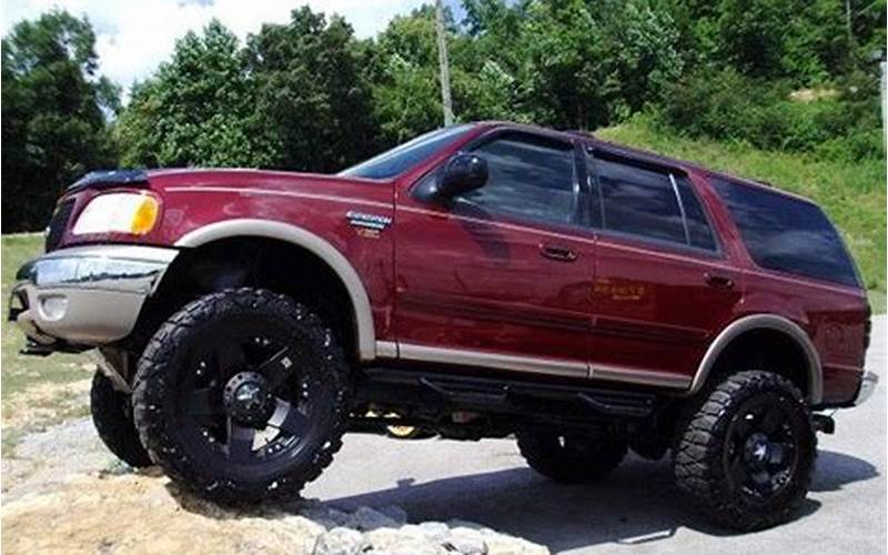 1997 Ford Expedition 4X4 Off-Roading