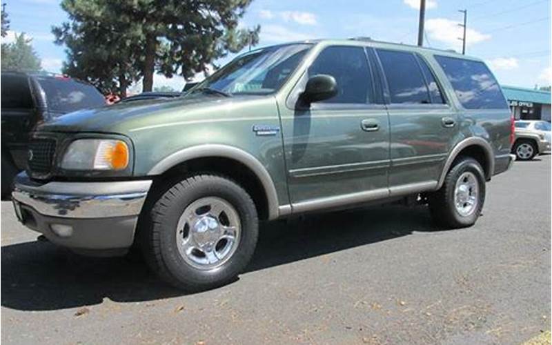 2000 Ford Expedition Towing