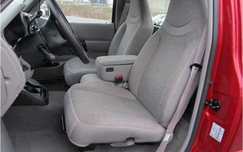 2000 Ford Ranger Interior