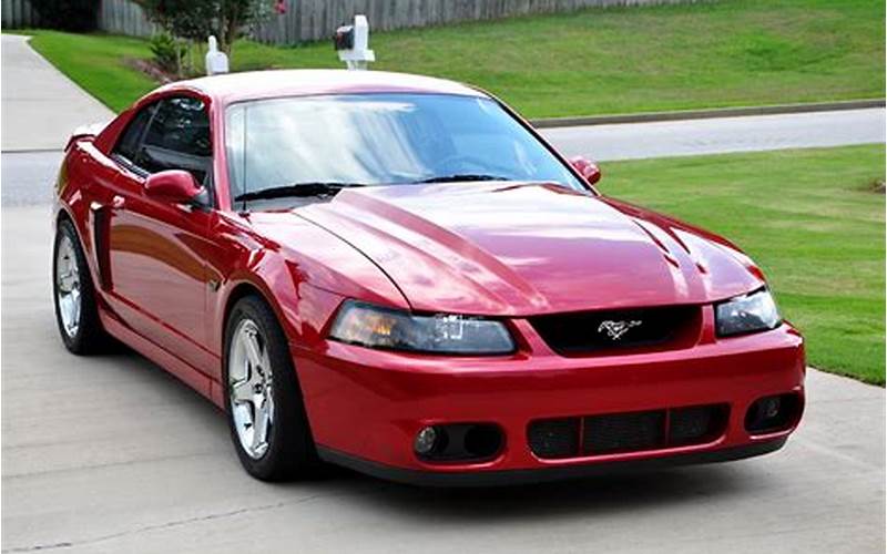 2002 Ford Mustang Front