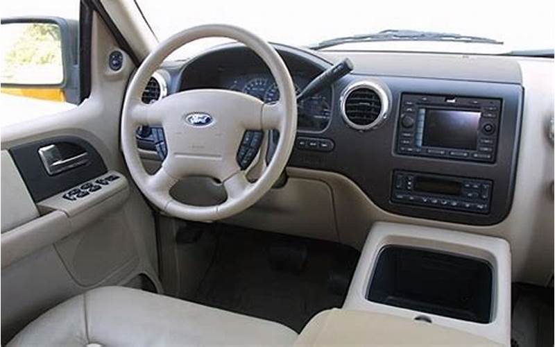 2003 Ford Expedition 4X4 Interior