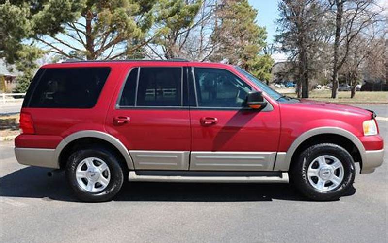 2004 Red Ford Expedition Eddie Bauer