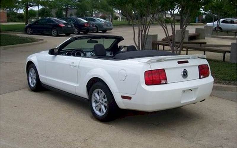 2005 Ford Mustang Convertible Performance